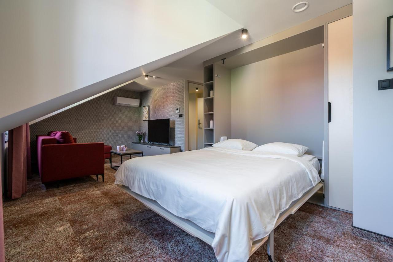 Aparthotel Carp&Bed Zator Esterno foto